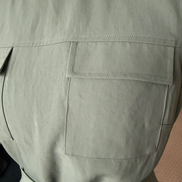 LIKE NEW BANANA REPUBLIC TUNIC - Picture 5 of 6